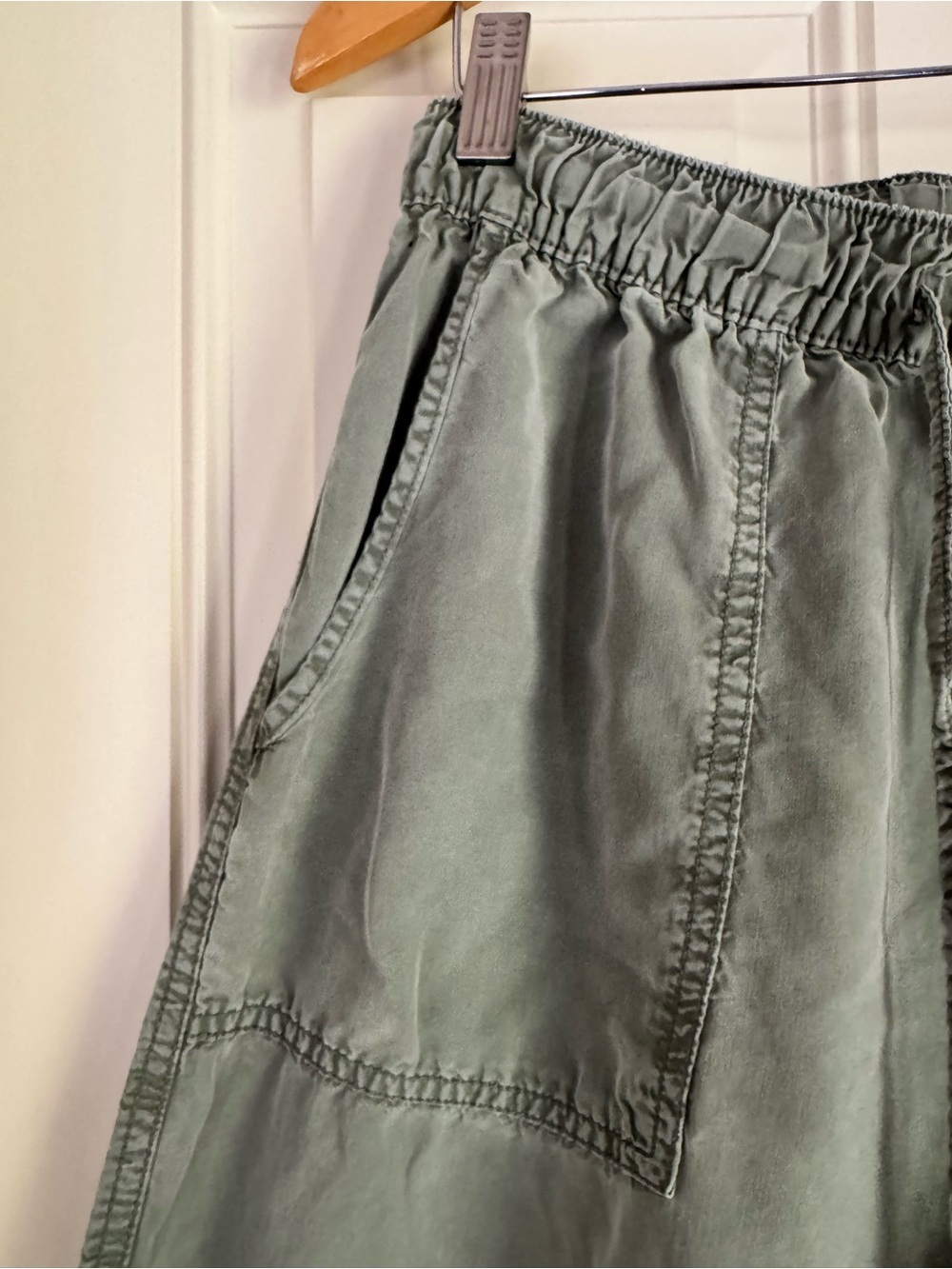 Light Sage Drawstring Utility Pants - Picture 5 of 7